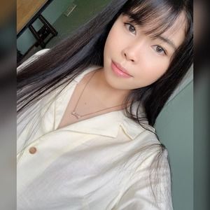 Meet your Posher, Mariel rhyzza